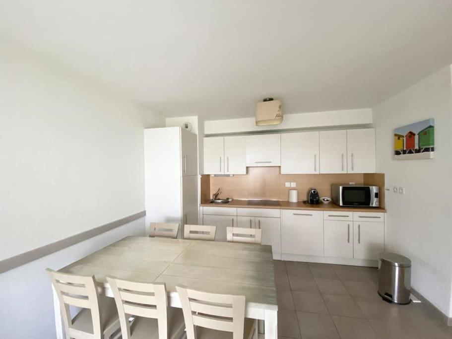 Les Planches , Bel Appartement En Bord De Mer Bénodet エクステリア 写真