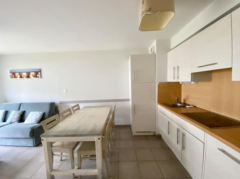 Les Planches , Bel Appartement En Bord De Mer Bénodet エクステリア 写真