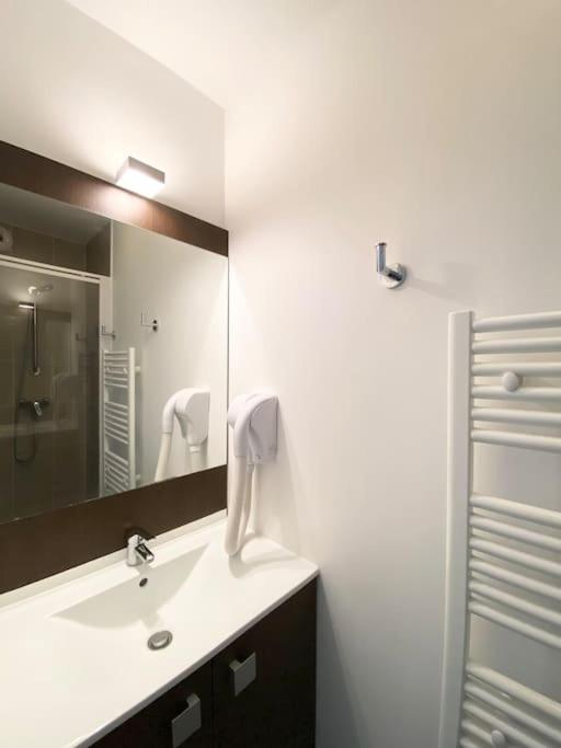 Les Planches , Bel Appartement En Bord De Mer Bénodet エクステリア 写真